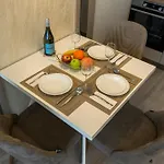 Luxury Sea View With Access - Parking & Heated Pool דירה וארנה