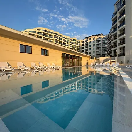 Luxury Sea View With Access - Parking & Heated Pool Apartament