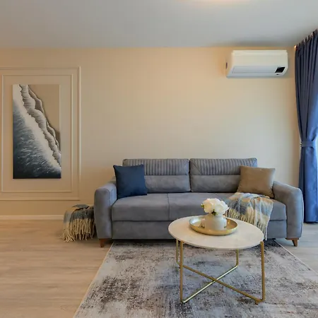 아파트 Luxury Sea View With Access - Parking & Heated Pool 바르나