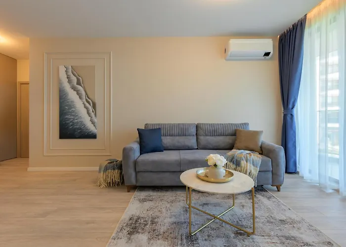 아파트 Luxury Sea View With Access - Parking & Heated Pool 바르나