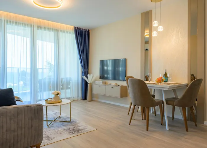 Luxury Sea View With Access - Parking & Heated Pool * 바르나