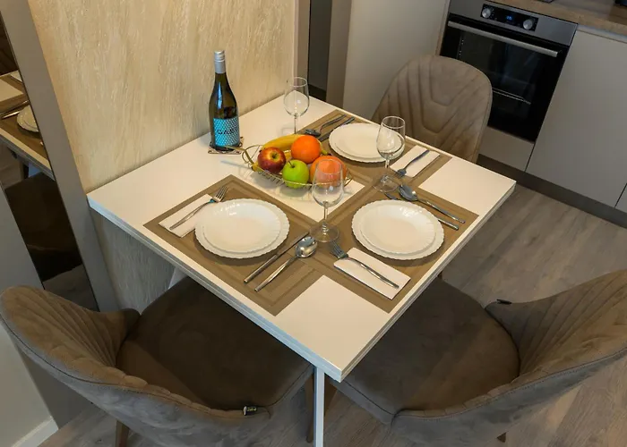 Luxury Sea View With Access - Parking & Heated Pool 아파트 바르나