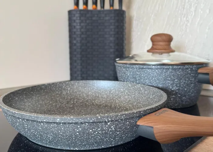 아파트 Luxury Sea View With Access - Parking & Heated Pool 바르나