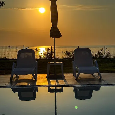 Luxury Sea Prestige - Jacuzzi, Sauna And Steam Bath