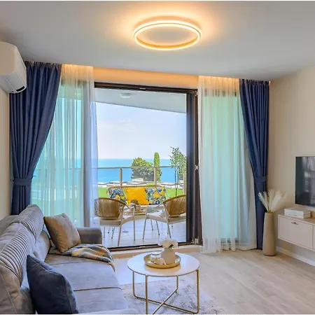 Lejlighed Luxury Sea Prestige - Jacuzzi, Sauna And Steam Bath *