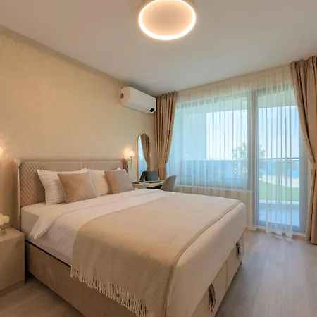 Luxury Sea View With Access - Parking & Heated Pool 公寓 *