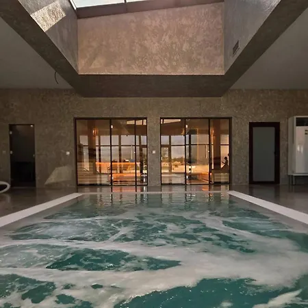 Luxury Sea Prestige - Jacuzzi, Sauna And Steam Bath