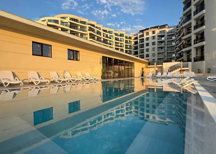 Luxury Sea View With Access - Parking & Heated Pool 公寓