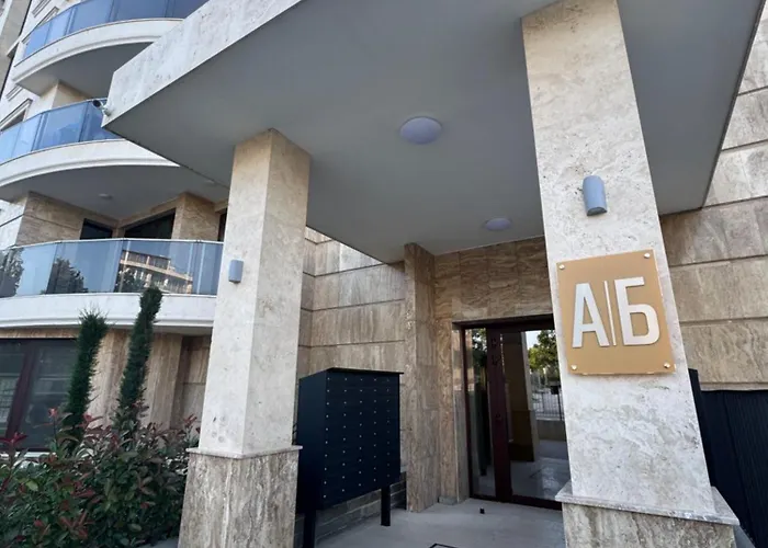 Luxury Sea View With Access - Parking & Heated Pool 瓦爾納